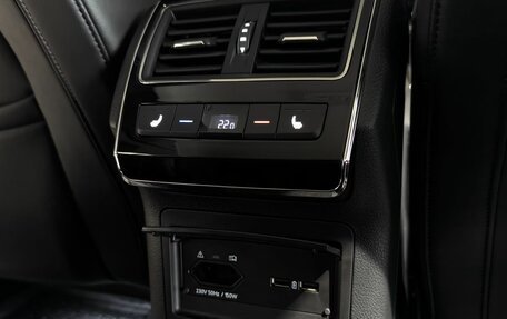 Skoda Superb III рестайлинг, 2019 год, 3 250 000 рублей, 23 фотография