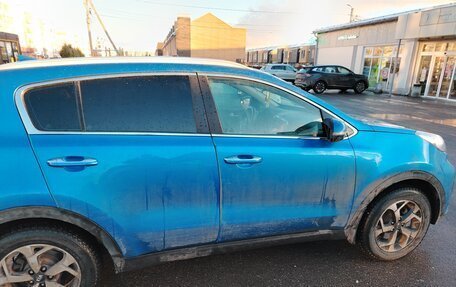 KIA Sportage IV рестайлинг, 2020 год, 2 000 000 рублей, 3 фотография