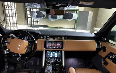 Land Rover Range Rover IV рестайлинг, 2021 год, 7 800 000 рублей, 6 фотография