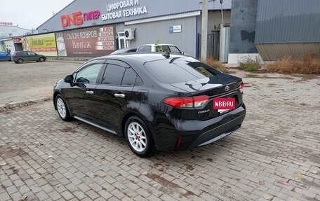 Toyota Corolla, 2020 год, 1 990 000 рублей, 10 фотография