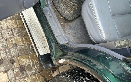 Toyota Land Cruiser Prado 90 рестайлинг, 1997 год, 1 200 000 рублей, 11 фотография