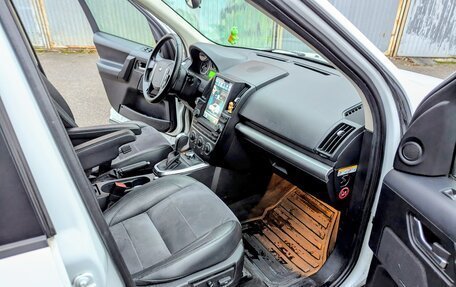 Land Rover Freelander II рестайлинг 2, 2011 год, 1 650 000 рублей, 10 фотография