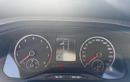 Volkswagen Polo, 2022 год, 1 300 000 рублей, 11 фотография