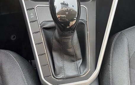 Volkswagen Polo, 2022 год, 1 300 000 рублей, 12 фотография