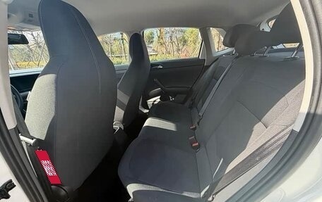 Volkswagen Polo, 2022 год, 1 300 000 рублей, 15 фотография