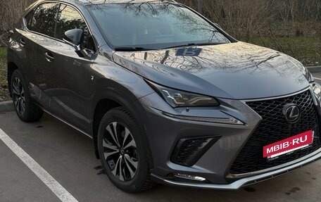 Lexus NX I, 2019 год, 3 700 000 рублей, 4 фотография