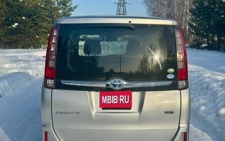 Toyota Esquire I, 2016 год, 2 000 000 рублей, 4 фотография