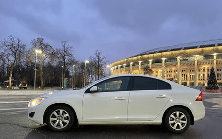 Volvo S60 III, 2012 год, 1 350 000 рублей, 2 фотография