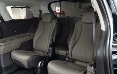 KIA Carnival, 2025 год, 8 698 097 рублей, 13 фотография