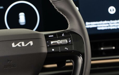 KIA Carnival, 2025 год, 8 698 097 рублей, 19 фотография