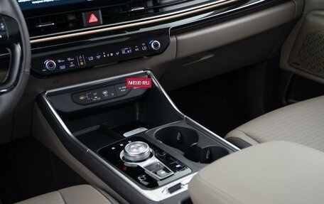 KIA Carnival, 2025 год, 8 698 097 рублей, 23 фотография