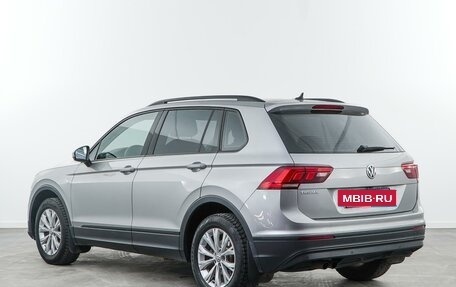 Volkswagen Tiguan II, 2020 год, 2 239 050 рублей, 2 фотография