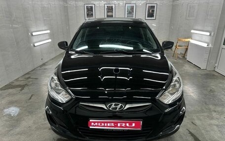 Hyundai Solaris II рестайлинг, 2012 год, 558 000 рублей, 1 фотография