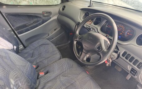 Daihatsu YRV I, 2001 год, 350 000 рублей, 8 фотография