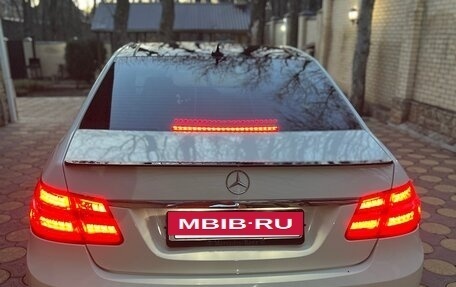Mercedes-Benz E-Класс, 2011 год, 1 600 000 рублей, 12 фотография
