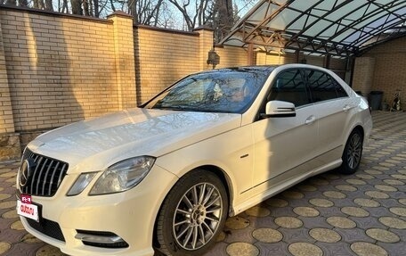 Mercedes-Benz E-Класс, 2011 год, 1 600 000 рублей, 7 фотография