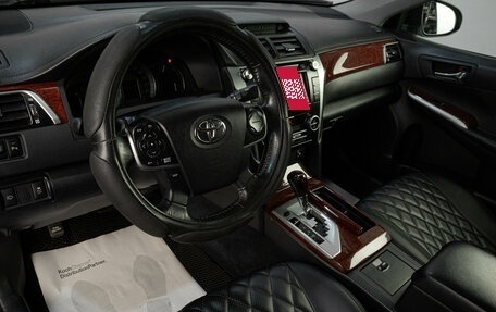 Toyota Camry, 2014 год, 2 149 000 рублей, 8 фотография