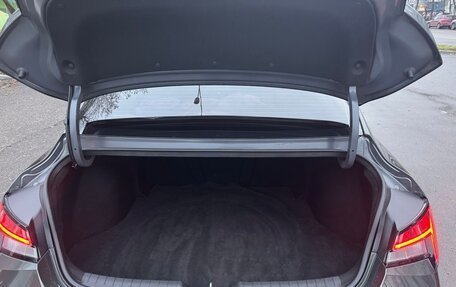 Hyundai Elantra, 2023 год, 2 400 000 рублей, 12 фотография