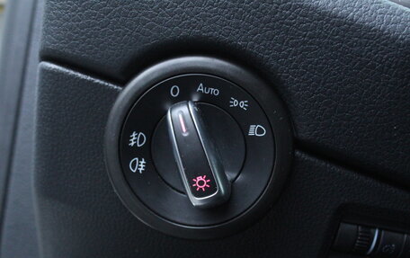 Volkswagen Multivan T6 рестайлинг, 2018 год, 4 950 000 рублей, 14 фотография