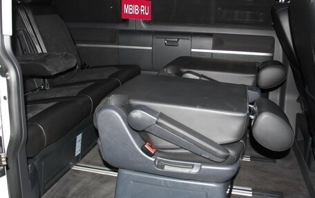 Volkswagen Multivan T6 рестайлинг, 2018 год, 4 950 000 рублей, 19 фотография