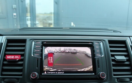 Volkswagen Multivan T6 рестайлинг, 2018 год, 4 950 000 рублей, 9 фотография