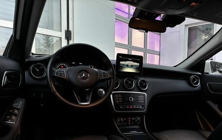 Mercedes-Benz GLA, 2017 год, 2 250 000 рублей, 12 фотография