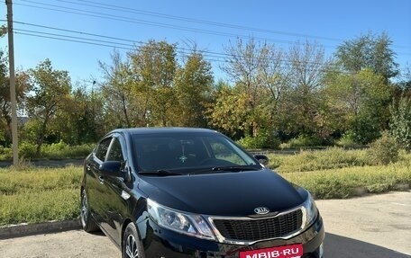 KIA Rio III рестайлинг, 2013 год, 885 000 рублей, 1 фотография
