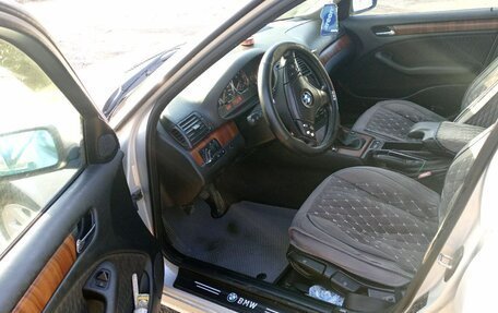 BMW 3 серия, 2000 год, 800 000 рублей, 16 фотография