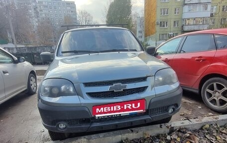 Chevrolet Niva I рестайлинг, 2015 год, 425 000 рублей, 3 фотография