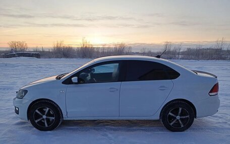 Volkswagen Polo VI (EU Market), 2017 год, 800 000 рублей, 4 фотография