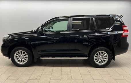 Toyota Land Cruiser Prado 150 рестайлинг 2, 2015 год, 3 299 000 рублей, 2 фотография