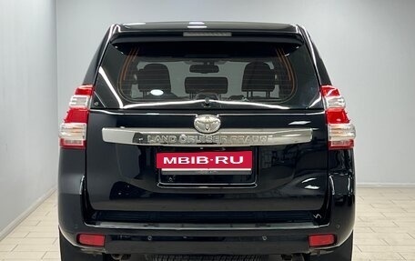 Toyota Land Cruiser Prado 150 рестайлинг 2, 2015 год, 3 299 000 рублей, 3 фотография