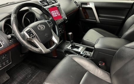 Toyota Land Cruiser Prado 150 рестайлинг 2, 2015 год, 3 299 000 рублей, 7 фотография