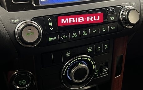 Toyota Land Cruiser Prado 150 рестайлинг 2, 2015 год, 3 299 000 рублей, 15 фотография