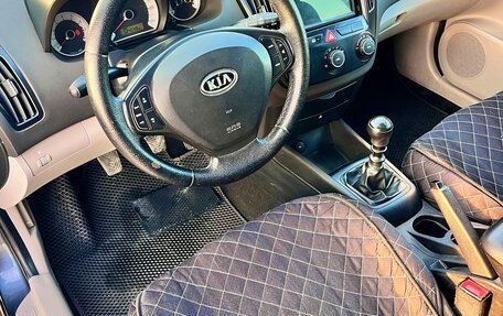 KIA cee'd I рестайлинг, 2008 год, 650 000 рублей, 13 фотография