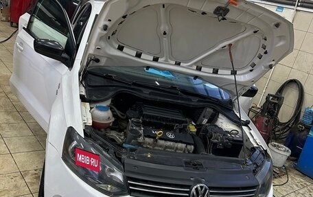 Volkswagen Polo VI (EU Market), 2013 год, 550 000 рублей, 13 фотография