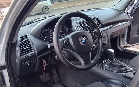 BMW 1 серия, 2007 год, 661 000 рублей, 11 фотография