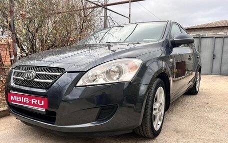 KIA cee'd I рестайлинг, 2008 год, 650 000 рублей, 37 фотография