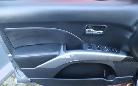 Mitsubishi Outlander III рестайлинг 3, 2008 год, 1 099 000 рублей, 12 фотография