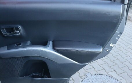 Mitsubishi Outlander III рестайлинг 3, 2008 год, 1 099 000 рублей, 15 фотография