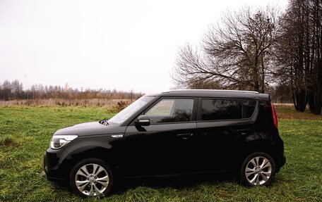 KIA Soul II рестайлинг, 2014 год, 1 000 000 рублей, 2 фотография