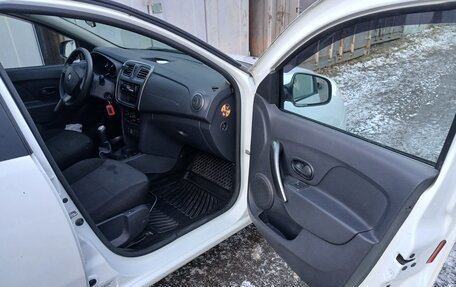 Renault Sandero II рестайлинг, 2014 год, 550 000 рублей, 2 фотография