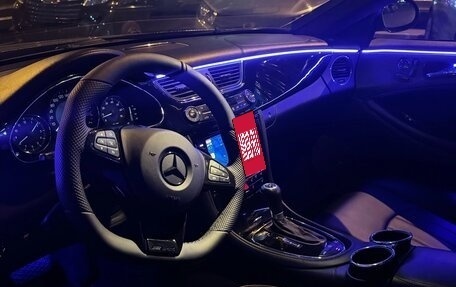 Mercedes-Benz CLS, 2004 год, 1 600 000 рублей, 10 фотография