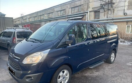 Ford Tourneo Custom I рестайлинг, 2016 год, 2 500 000 рублей, 2 фотография