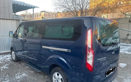 Ford Tourneo Custom I рестайлинг, 2016 год, 2 500 000 рублей, 8 фотография