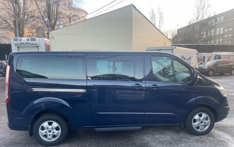 Ford Tourneo Custom I рестайлинг, 2016 год, 2 500 000 рублей, 4 фотография