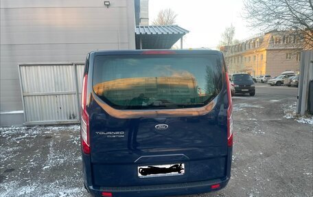 Ford Tourneo Custom I рестайлинг, 2016 год, 2 500 000 рублей, 9 фотография