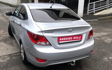 Hyundai Solaris II рестайлинг, 2011 год, 660 000 рублей, 4 фотография