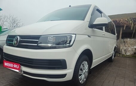 Volkswagen Caravelle T6 рестайлинг, 2018 год, 4 100 000 рублей, 3 фотография