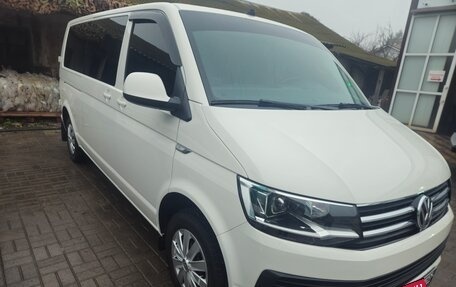 Volkswagen Caravelle T6 рестайлинг, 2018 год, 4 100 000 рублей, 4 фотография